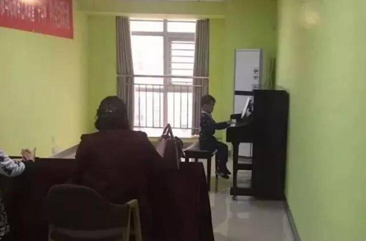 音符承载梦想，旋律奏响希望|：劁鸷邮械谌靎un88乐天堂钢琴艺术周完美落幕