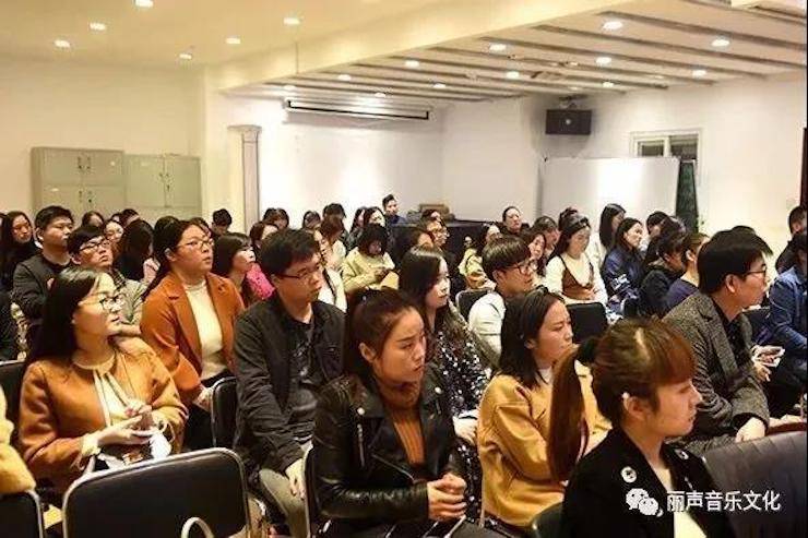 fun88乐天堂艺术家朱楣巡讲《练琴的艺术》 —郑州站，圆满落幕！
