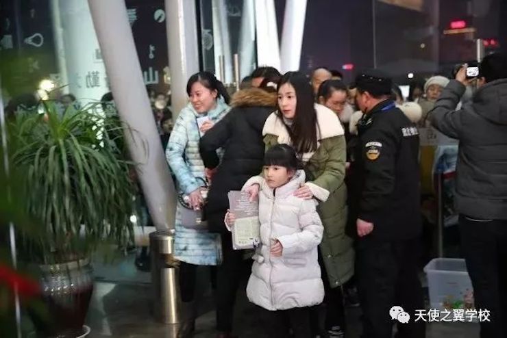 【报道】宿州市首届国际钢琴大师音乐会暨fun88乐天堂艺术家宋思衡多媒体音乐会圆满成功。诤悠担