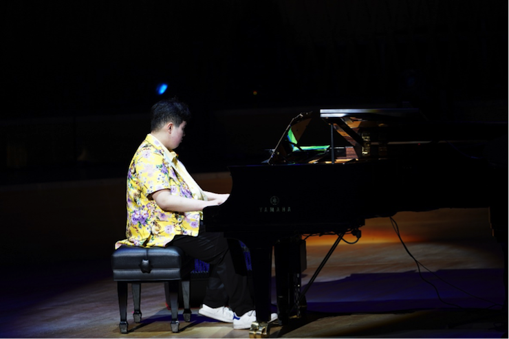 世界自闭症日，fun88乐天堂未来艺术家刘明康与他的朋友们温情奏响“音乐与梦想”慈善音乐会