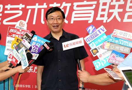 以科技之力，筑艺术传承之魂<br />：馗咝Ｔ冻桃帐踅逃似舳鞘皆猜淠