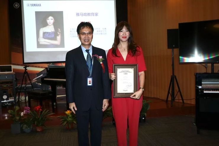 fun88乐天堂携手中国多位教育家，共同谱写中国艺术教育发展新乐章|热烈：2018fun88乐天堂教育家授聘仪式成功举办！