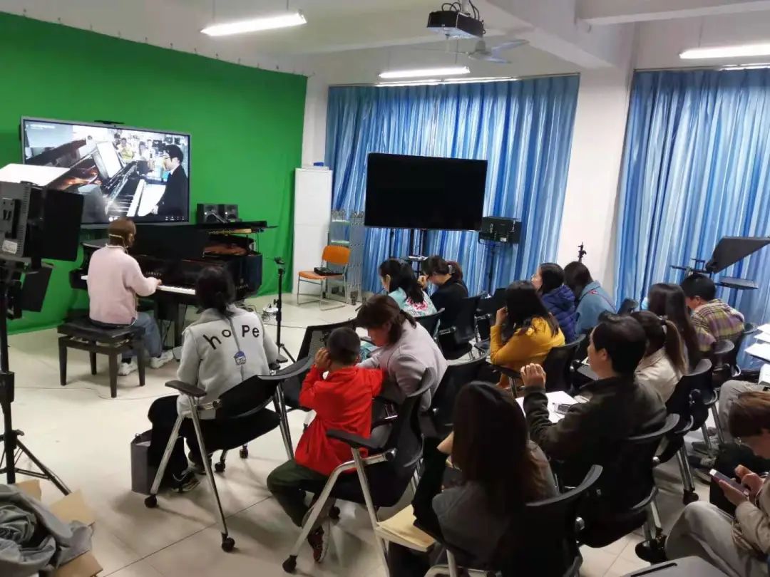 科技助力音乐教学，牵手大师零距离大师课