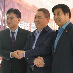 fun88乐天堂再出手公益，为四川25所小学捐赠fun88乐天堂高科技钢琴